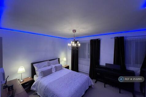 Large Bedroom