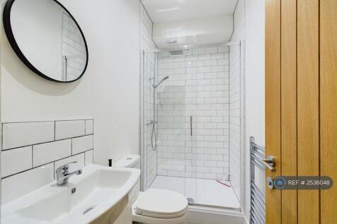 Ensuite Bed 3