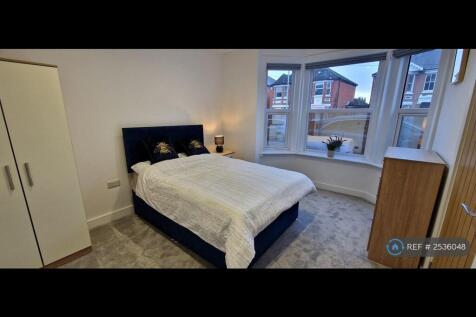 Large Bay Window Bedroom 1 