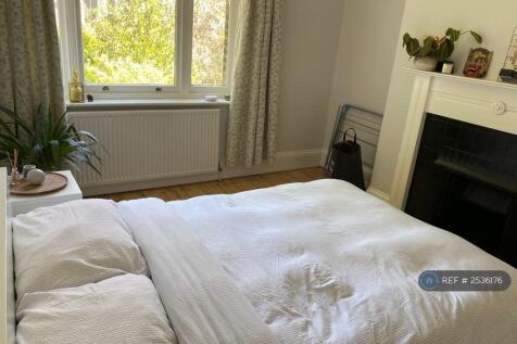 Double Bedroom 1