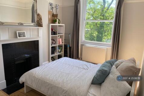 Double Bedroom 2