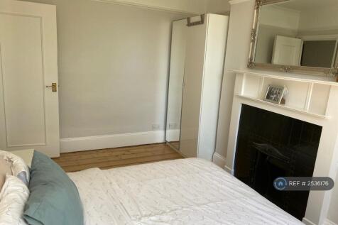 Double Bedroom 2