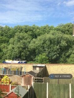 View Of Regents Canal Rear Aspect