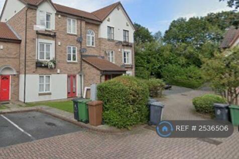 1st Floor 2 Bed Flat In Grange Close, Ls10