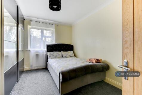 1 Double Bedrooms 