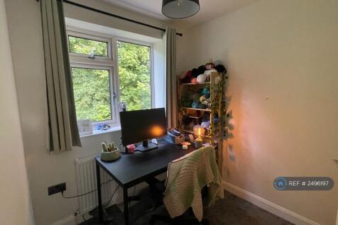 Single Bedroom (Office)