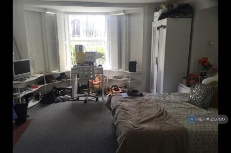Lgf Front Bedroom