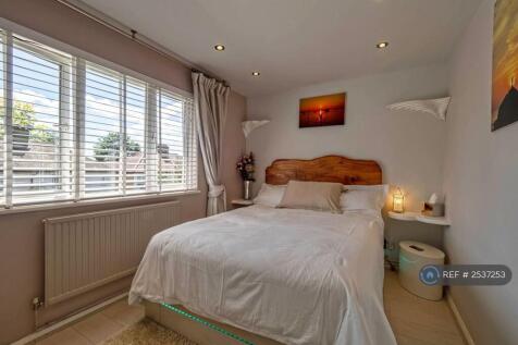 Main King Bedroom