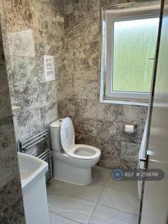 Upstairs Bathroom