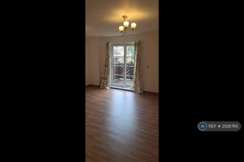 Open Plan Kitchen &amp; Lounge