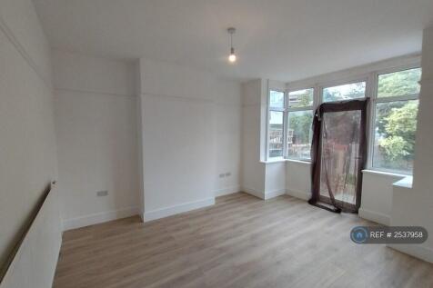 Dining Room / Bedroom 4