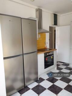 Shared Kitchen 