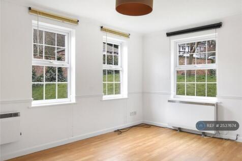 Large, Bright Living Room