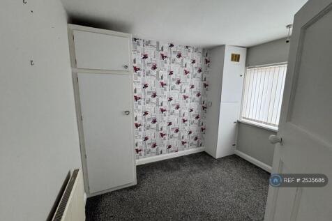 2nd Bedroom