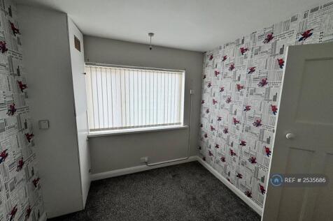 2nd Bedroom