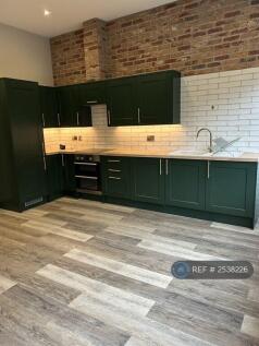 Open Plan Kitchen / Lounge 