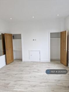 Lounge Storage