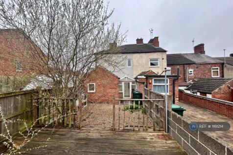 Outdoor Rear Garden For Fun &amp; Bbqs