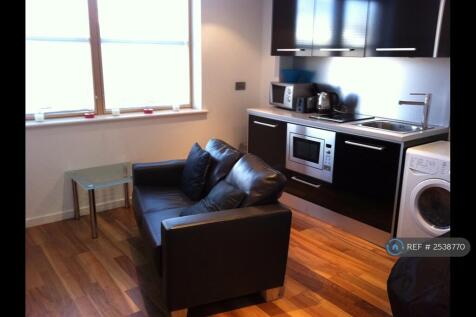 Lounge With Kitchen