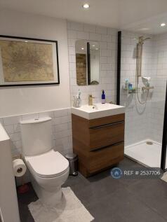 Newly Renovated Bathroom