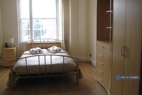 Bedroom 2 - Fully Furnished, Large Desk 