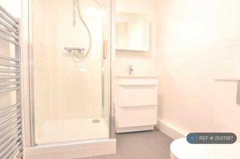 En Suite Bathroom