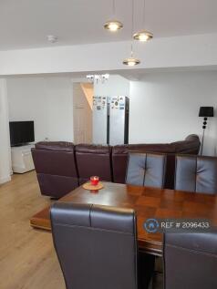Open Plan Living &amp; Dining