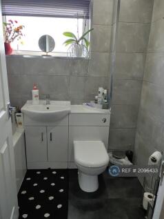 Upstairs Bathroom