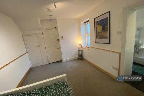 Lounge / Bedroom