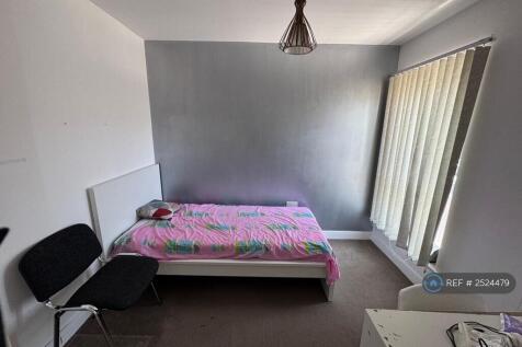 1st Floor Single Bedroom