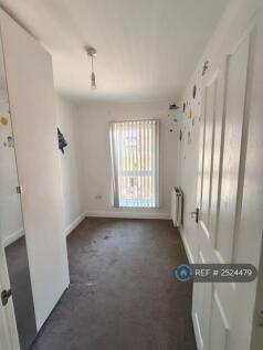 2nd Floor - Box Room