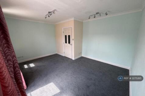 Living Room 1st Pic2