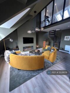 Open Plan Live Space