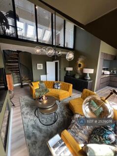 Open Plan Live Space