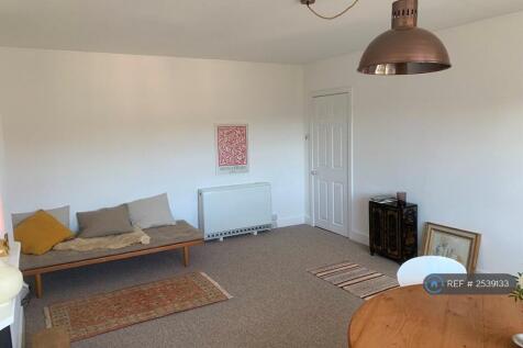 Sitting/Dining Room