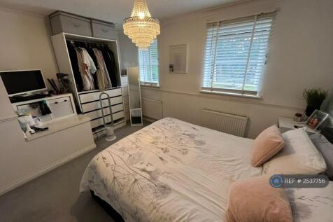 Main Bedroom 2
