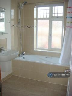 First Floor Family Bathroom