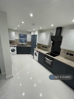 Communal Kitchen 