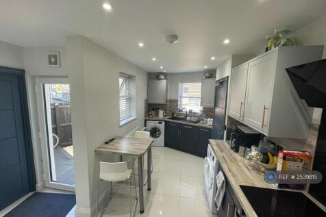Communal Kitchen