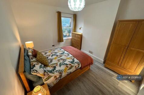 Ottoman Bed With Plenty Of Storage