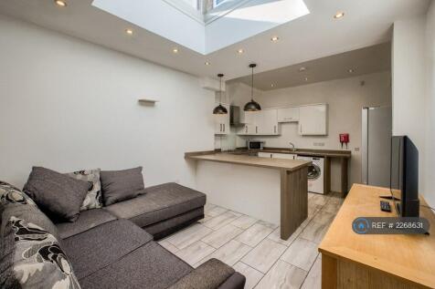 Living Room/ Kitchen