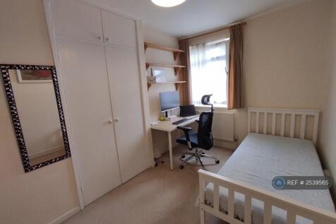 Double Bedroom 2