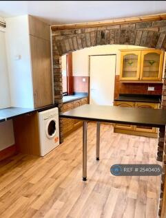 Communal Kitchen/Diner
