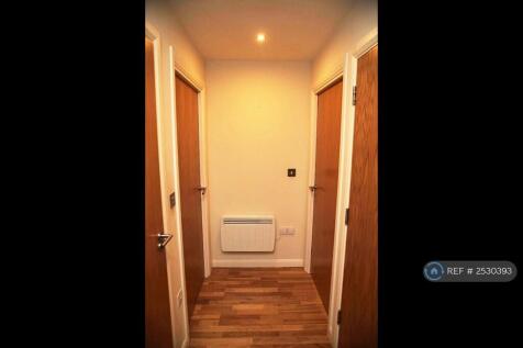 Apartment Passage