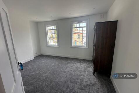 Double Bedroom 1
