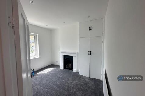 Double Bedroom 2