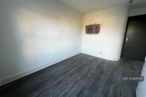 Private Studio Room