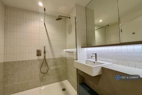 Bathroom 2-2