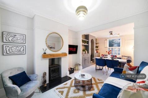 Living Room &#43; Dining Room