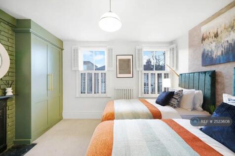 Master Bedroom - Double Or Single Bed